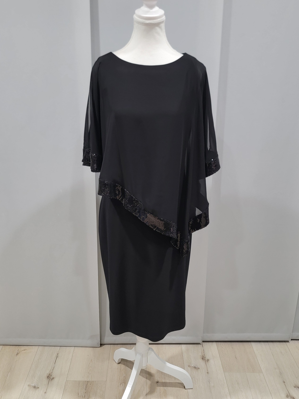 Elegant Black Asymmetric Overlay Dress